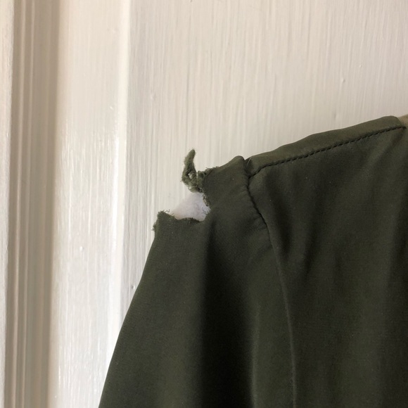 Elizabeth and James Cropped Military Green Jacket - Picture 8 of 10